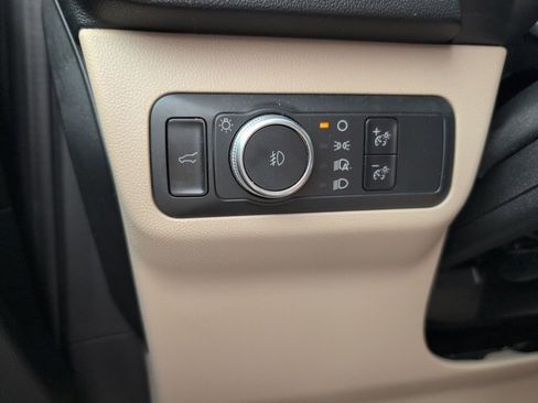 Certified 2022 Ford Escape SEL image 23