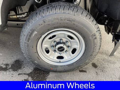 New 2026 Ford F250 XL w/ XL Chrome Package image 38