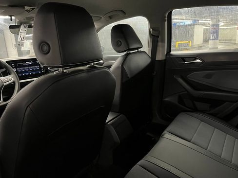 New 2025 Volkswagen Jetta SE image 21