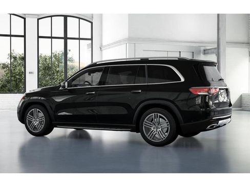 Certified 2026 Mercedes-Benz GLS 450 4MATIC image 31