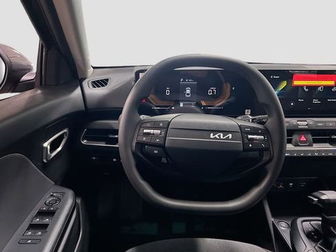 New 2026 Kia K4 FWD image 21