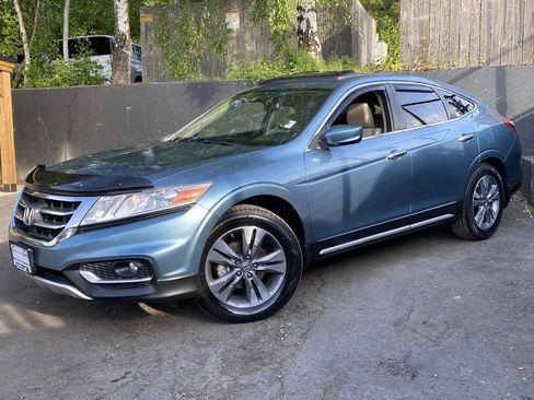 Used 2014 Honda Crosstour EX-L image 1
