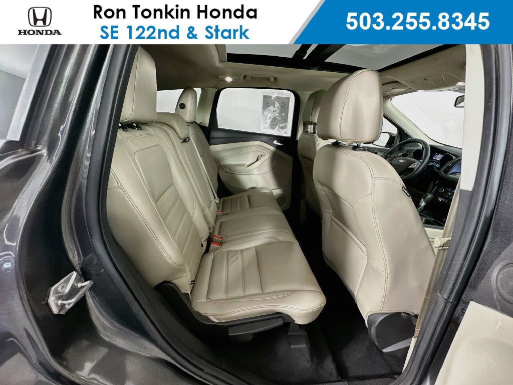 Used 2017 Ford Escape Titanium w/ Equipment Group 301A AWD/4WD image 30