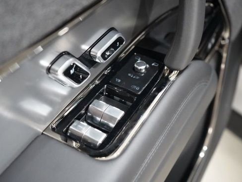 Used 2024 Land Rover Range Rover Sport Dynamic SE AWD/4WD image 18