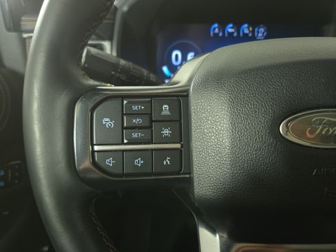 Used 2024 Ford Expedition Max Platinum AWD/4WD image 16