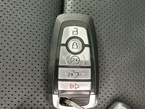 Used 2023 Ford F150 Lariat w/ Equipment Group 502A High image 18