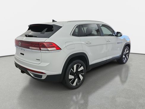 New 2026 Volkswagen Atlas Cross Sport SEL image 3