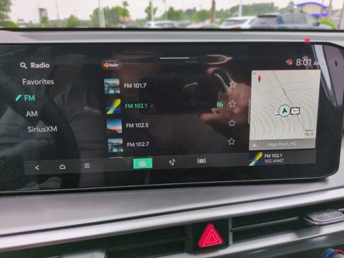 New 2025 Kia Sorento EX w/ Panoramic Sunroof Package AWD/4WD image 25