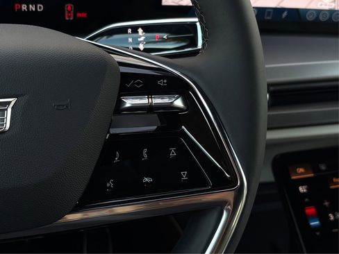 New 2026 Cadillac Vistiq Sport image 30