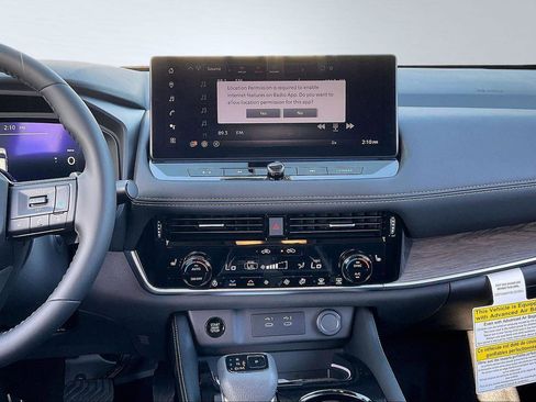 New 2026 Nissan Rogue Platinum w/ Platinum Premium Package image 8