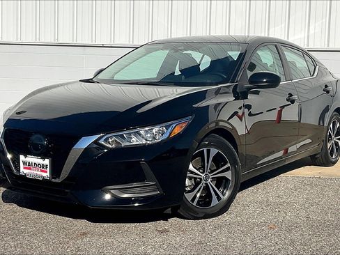 Used 2023 Nissan Sentra SV FWD image 2