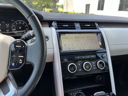 Used 2019 Land Rover Discovery HSE AWD/4WD image 31