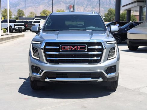 New 2026 GMC Yukon XL Elevation w/ Elevation Premium Package AWD/4WD image 9