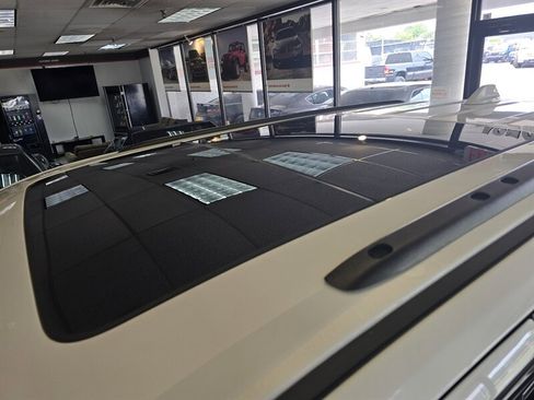 Used 2020 Jeep Grand Cherokee High Altitude AWD/4WD image 30