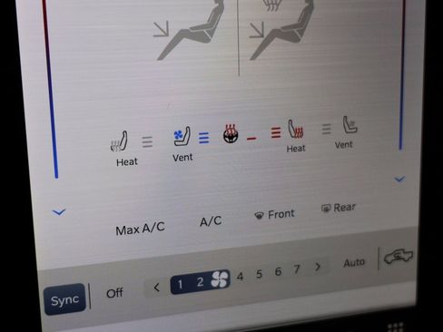 Used 2023 RAM 3500 Laramie image 9