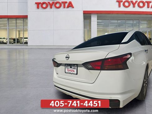 Used 2025 Nissan Altima 2.5 SV FWD image 6