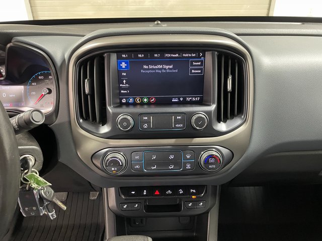 Used 2021 Chevrolet Colorado Z71 w/ Z71 Midnight Edition AWD/4WD image 16