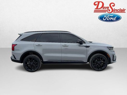 Used 2023 Kia Sorento SX FWD image 5