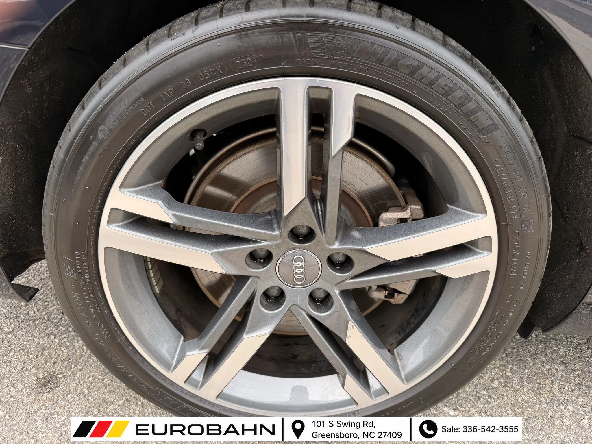 Used 2018 Audi A4 2.0T Premium Plus AWD/4WD image 25