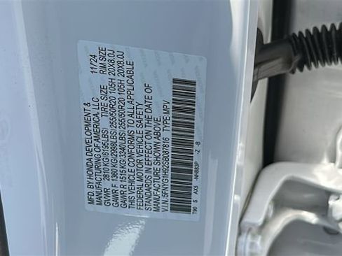 Used 2025 Honda Pilot Black Edition image 33