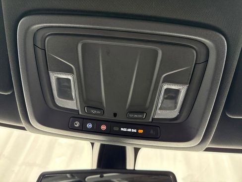 Used 2021 GMC Sierra 1500 AT4 image 33