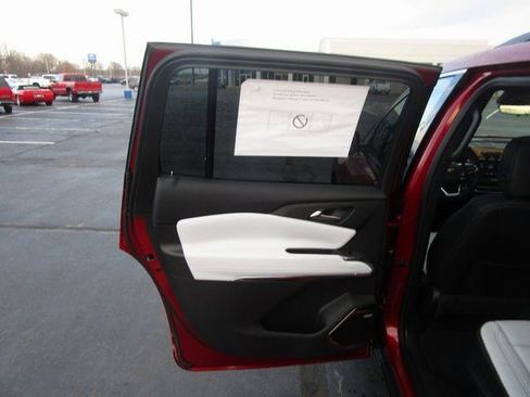 New 2026 Chevrolet Traverse High Country image 19