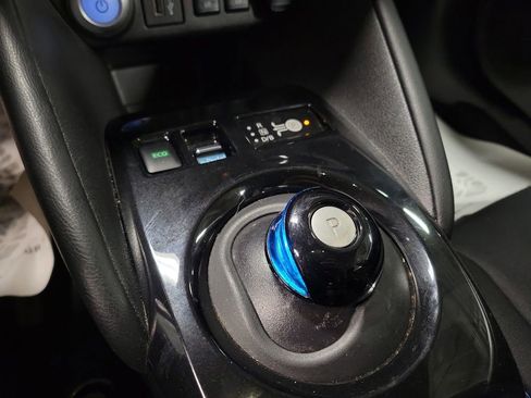 Used 2021 Nissan Leaf SV Plus image 15