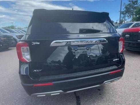 Certified 2023 Ford Explorer XLT w/ Equipment Group 202A AWD/4WD image 3