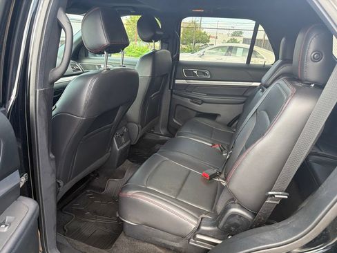 Used 2017 Ford Explorer Sport AWD/4WD image 10