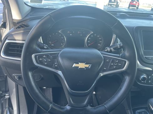 Used 2023 Chevrolet Equinox LT image 10
