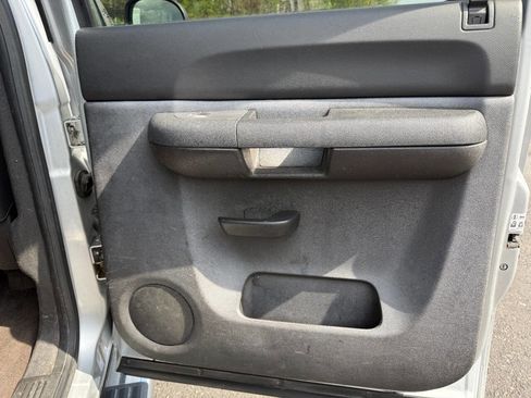 Used 2013 Chevrolet Silverado 2500 LT w/ Interior Plus Package image 31