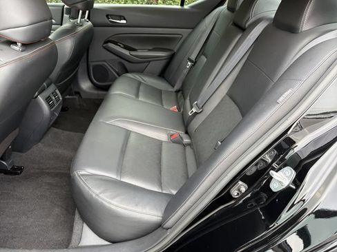 Used 2023 Nissan Altima 2.5 SL FWD image 29