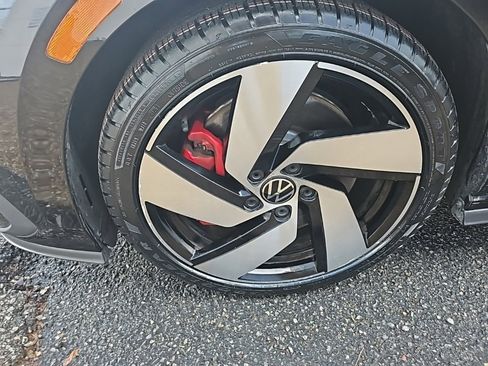 Certified 2024 Volkswagen GTI S image 12