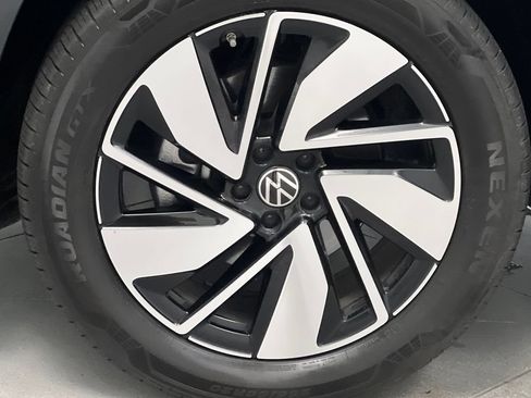 Used 2026 Volkswagen Atlas SE FWD image 71