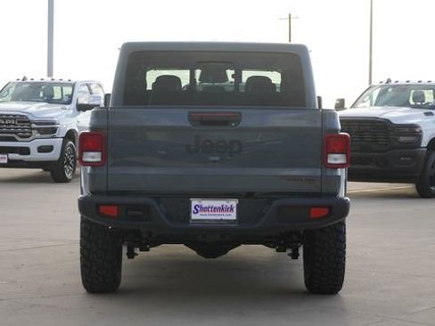 New 2026 Jeep Gladiator Sport image 7