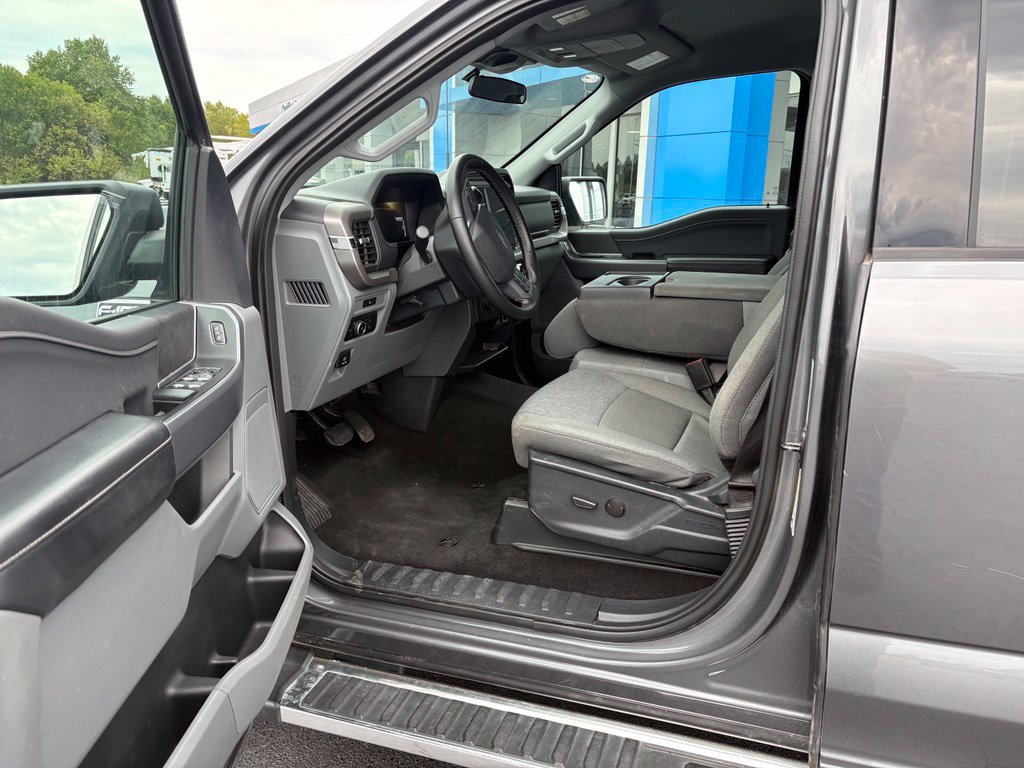 Used 2025 Ford F150 XLT w/ Equipment Group 301A Standard AWD/4WD image 6