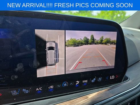 Used 2025 Chevrolet Tahoe Premier image 12