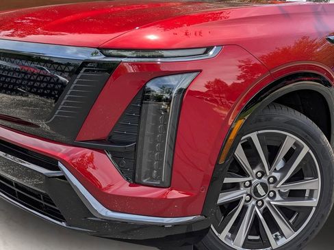 New 2026 Cadillac Vistiq Premium Luxury AWD/4WD image 3