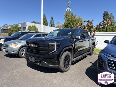 Used 2024 GMC Sierra 1500 Elevation w/ Elevation Premium Package