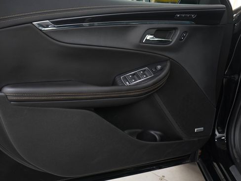 Used 2016 Chevrolet Impala LTZ w/ Enhanced Convenience Package FWD image 17