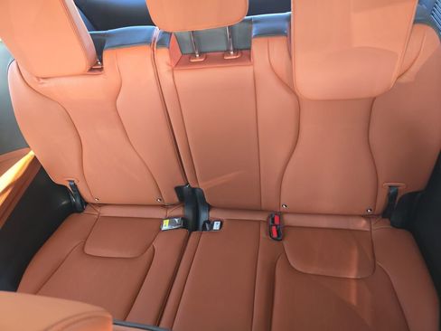 New 2026 Kia Carnival EX FWD image 18