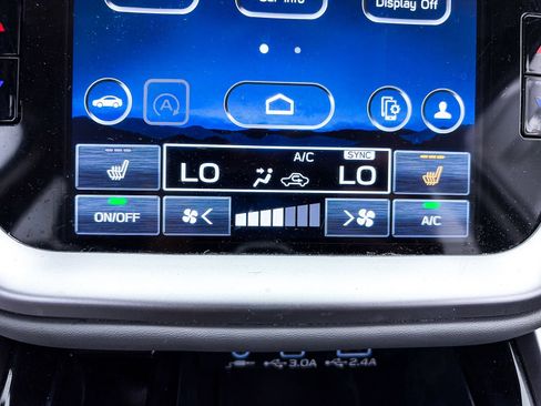 Used 2023 Subaru Outback Premium AWD/4WD image 21