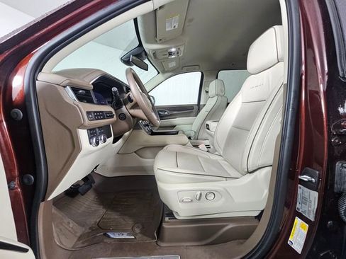 Used 2023 GMC Yukon XL Denali image 23