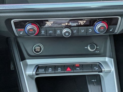 Used 2023 Audi Q3 2.0T Premium w/ Convenience Package image 18