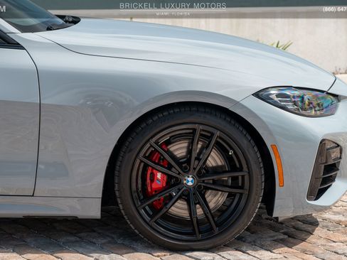 Used 2024 BMW M440i Convertible w/ Shadowloine Package RWD image 43