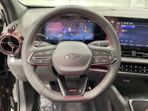 New 2026 Chevrolet Equinox RS w/ Convenience Package III FWD image 29