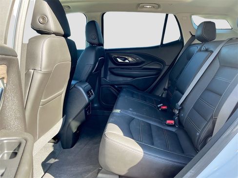 Used 2024 GMC Terrain Denali w/ Denali Premium Package image 24