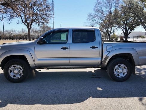 Used 2015 Toyota Tacoma PreRunner w/ SR5 Package image 7