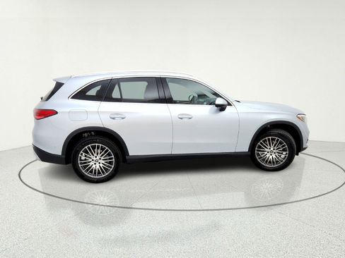New 2026 Mercedes-Benz GLC 300 image 7
