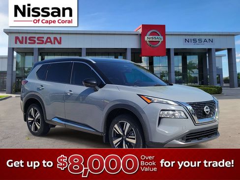 Used 2022 Nissan Rogue SL FWD image 1